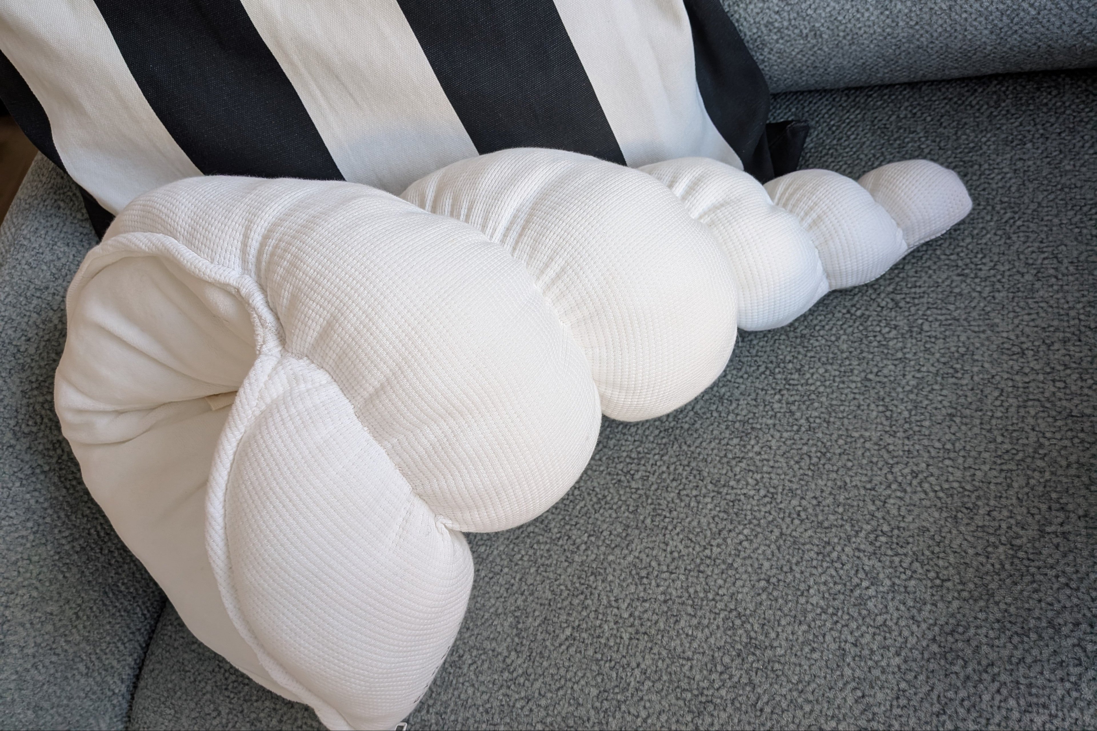 BERNIE S coussin Jersey Gaufré +Velours